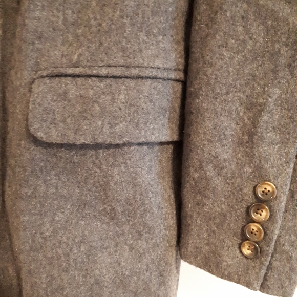 Woman Winter Coat - Picture 4 of 5